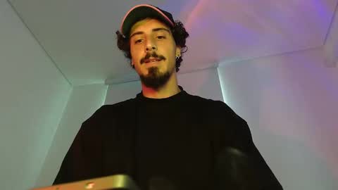 milkoffee online show from 05/15/26, 01:51