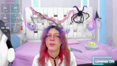 Michelle  online show from 10/25/25, 08:58