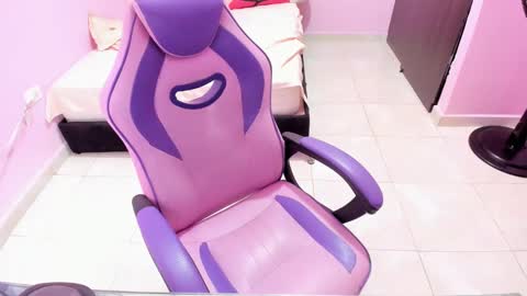 vale online show from 10/31/25, 01:01