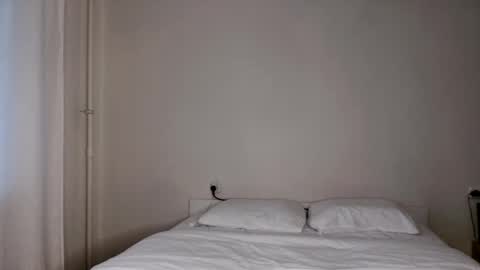 milky__way_ online show from 11/08/25, 12:05