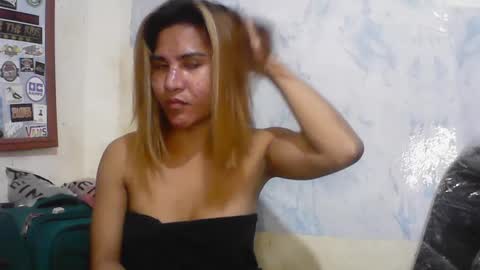 Snapshot of milky_babe91 chatting on 03/10/25, 04:14 milky_babe91 online show from 03/10/25, 04:14