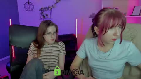 milky_mia_ online show from 04/30/26, 09:19