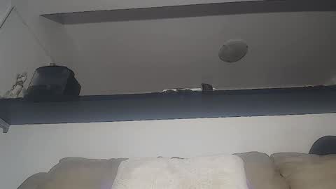 Snapshot of milkycandycce chatting on 12/13/24, 07:58 C online show from 12/13/24, 07:58