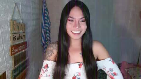 Snapshot of milkycumnel23 chatting on 10/20/25, 11:54 NEL 23 online show from 10/20/25, 11:54