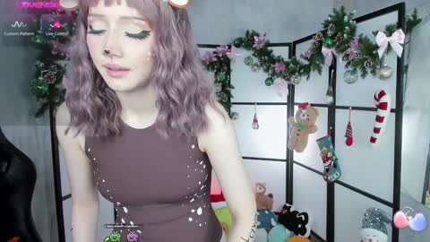 milky cute online show from 12/24/24, 03:38