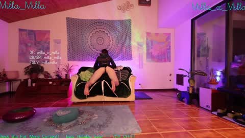 milla_milla online show from 12/21/24, 03:47