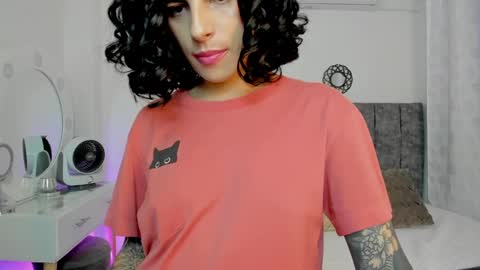 Milagros online show from 02/01/25, 06:43