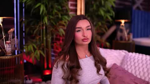 Snapshot of milla_serene chatting on 01/07/26, 07:11 Milla online show from 01/07/26, 07:11