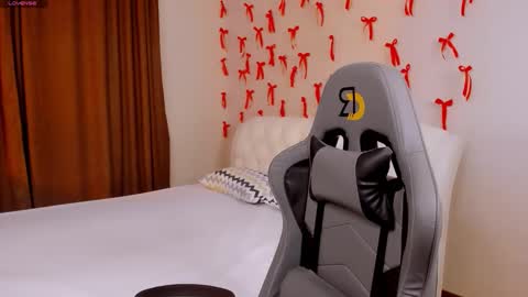 Milla or just Mi online show from 02/20/26, 01:00