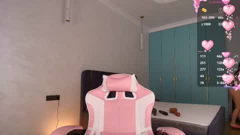 millaa_bella online show from 04/26/26, 06:38