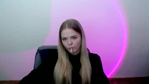 Snapshot of millaloveli chatting on 03/07/26, 08:55 millaloveli online show from 03/07/26, 08:55