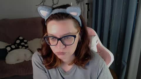 Snapshot of millapoolys chatting on 04/18/26, 03:38 Milla online show from 04/18/26, 03:38
