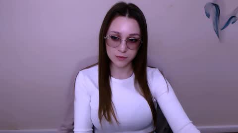 Snapshot of millasamsd chatting on 03/26/26, 10:21 Milla online show from 03/26/26, 10:21