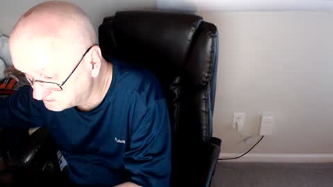millenium0129 online show from 06/14/26, 01:47