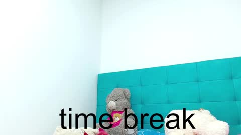 Snapshot of miller_sweet chatting on 02/08/25, 03:21 Aleja online show from 02/08/25, 03:21