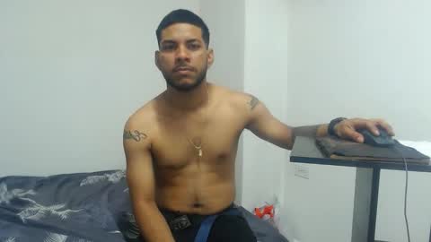 Snapshot of millerthh chatting on 03/19/26, 01:09 millerthh online show from 03/19/26, 01:09