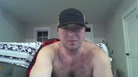 Snapshot of millertimenow34 chatting on 01/28/25, 12:57 millertime feet bigcock hairy straight muscles online show from 01/28/25, 12:57