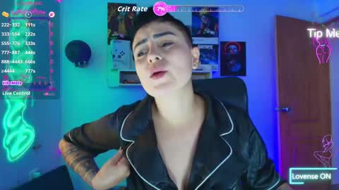 Im girl my name is Johana  online show from 04/10/26, 12:32