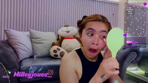 milleyjones_ online show from 06/18/26, 12:31