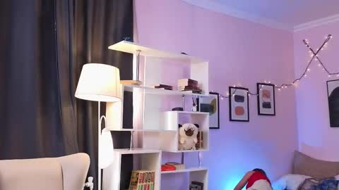 Sofia online show from 03/12/26, 12:11