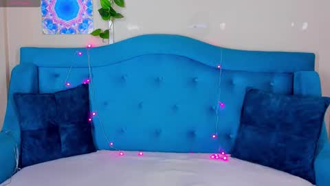 Milly online show from 11/08/25, 01:39