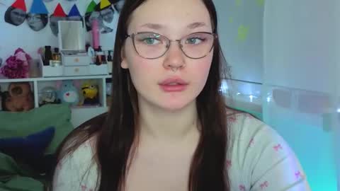 Millie online show from 10/24/25, 06:32