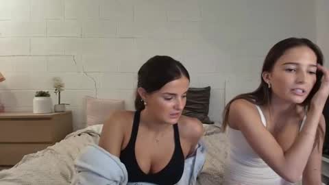 Snapshot of milliemayyyy chatting on 02/25/26, 12:53 Millie May online show from 02/25/26, 12:53