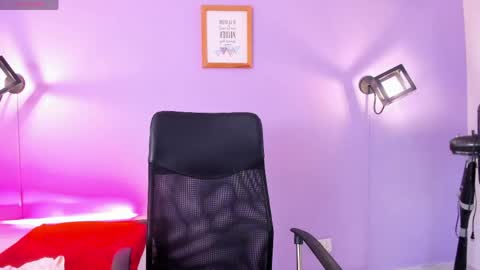 Millie online show from 04/22/26, 12:07