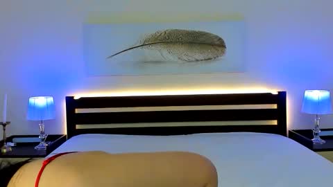 Milly online show from 11/18/25, 02:43