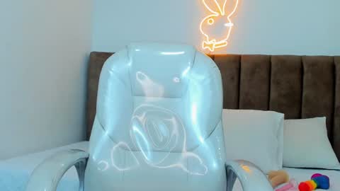 Snapshot of milly_ink chatting on 01/06/25, 08:07 Milly online show from 01/06/25, 08:07