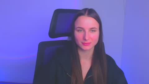 Milly online show from 12/18/24, 11:02