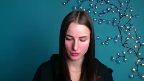 Milly online show from 10/23/25, 05:40