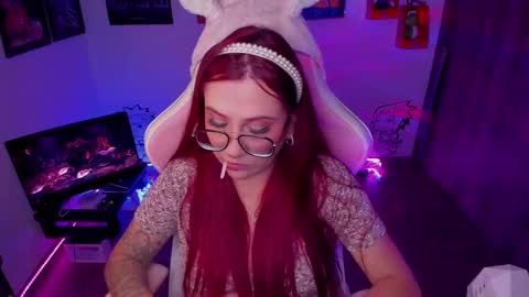 Snapshot of milly_yako chatting on 02/10/25, 11:45 Monkey D Maddie online show from 02/10/25, 11:45