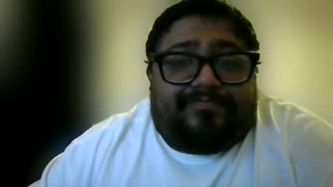 Snapshot of milo69966 chatting on 11/03/25, 01:40 milo69966 online show from 11/03/25, 01:40