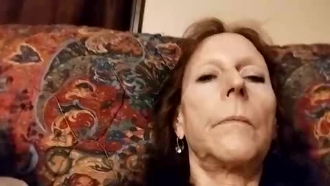 Snapshot of miloanj chatting on 10/26/25, 10:43 miloanj online show from 10/26/25, 10:43