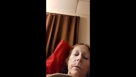 Snapshot of miloanj chatting on 10/29/25, 11:39 miloanj online show from 10/29/25, 11:39