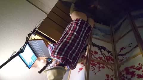 Snapshot of milohbx chatting on 09/10/25, 06:08 Milo online show from 09/10/25, 06:08