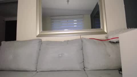 Snapshot of milostructor chatting on 03/04/25, 11:08 miloslove online show from 03/04/25, 11:08