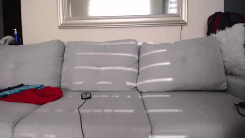 Snapshot of milostructor chatting on 09/22/25, 12:40 miloslove online show from 09/22/25, 12:40