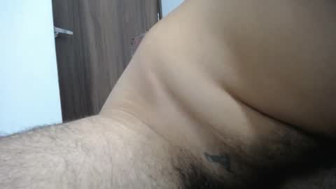 Snapshot of milostructor chatting on 02/24/26, 04:21 miloslove online show from 02/24/26, 04:21