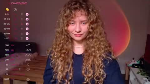 milounee online show from 06/19/26, 04:33