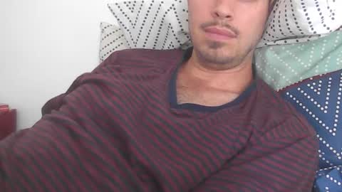 milowww1601 online show from 09/17/25, 12:51