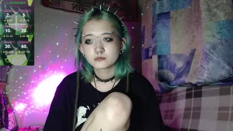 Snapshot of milten_trish chatting on 09/18/25, 05:04 milten_trish online show from 09/18/25, 05:04