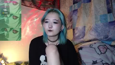 Snapshot of milten_trish chatting on 10/06/25, 10:51 milten_trish online show from 10/06/25, 10:51
