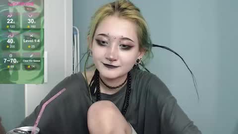 Snapshot of milten_trish chatting on 02/18/26, 01:18 milten_trish online show from 02/18/26, 01:18