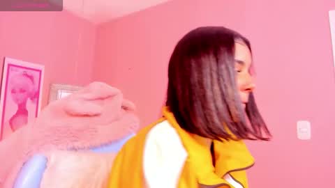 Snapshot of milu_carbajal_x chatting on 03/22/26, 01:03 milu_carbajal_x online show from 03/22/26, 01:03