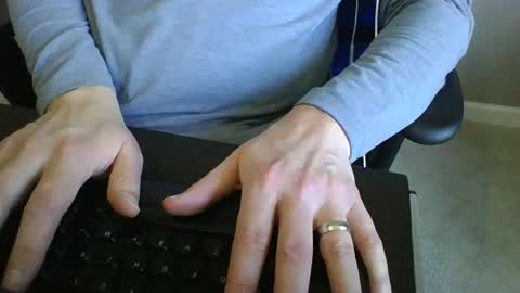 milwaukeebadger24 online show from 01/04/25, 08:05