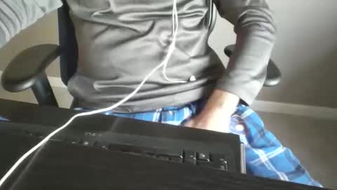 milwaukeebadger24 online show from 11/12/25, 01:44