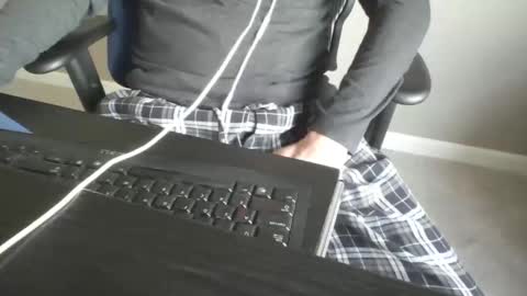 milwaukeebadger24 online show from 11/19/25, 01:55