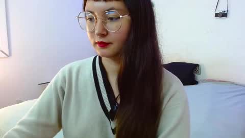 Snapshot of mily_baker chatting on 12/27/24, 05:59 mily_baker online show from 12/27/24, 05:59